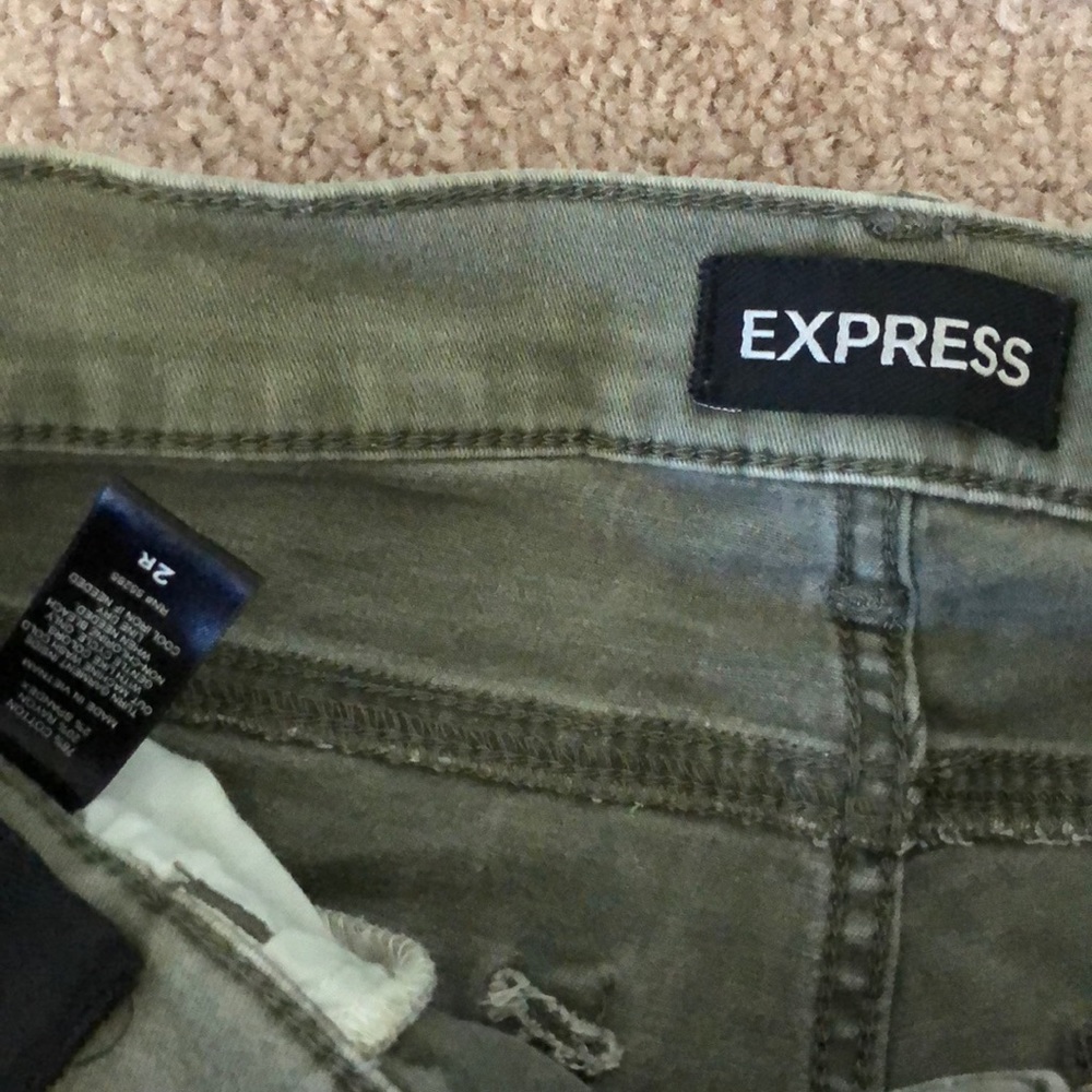 Ankle Legging Mid Rise Ripped Jeans - Picture 2 of 3